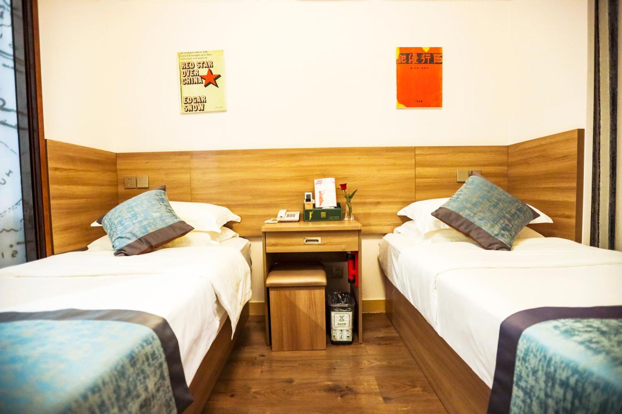 Zhong An Hotel Beijing Former Residence Of Journalist Edgar Snow -Free Laundry Service,Free Freshly Ground Coffee,Provide Tourism And Ticketing Service ,English Service ,Near Tian'Anmen Forbidden City,Wangfujing Walking Street מראה חיצוני תמונה