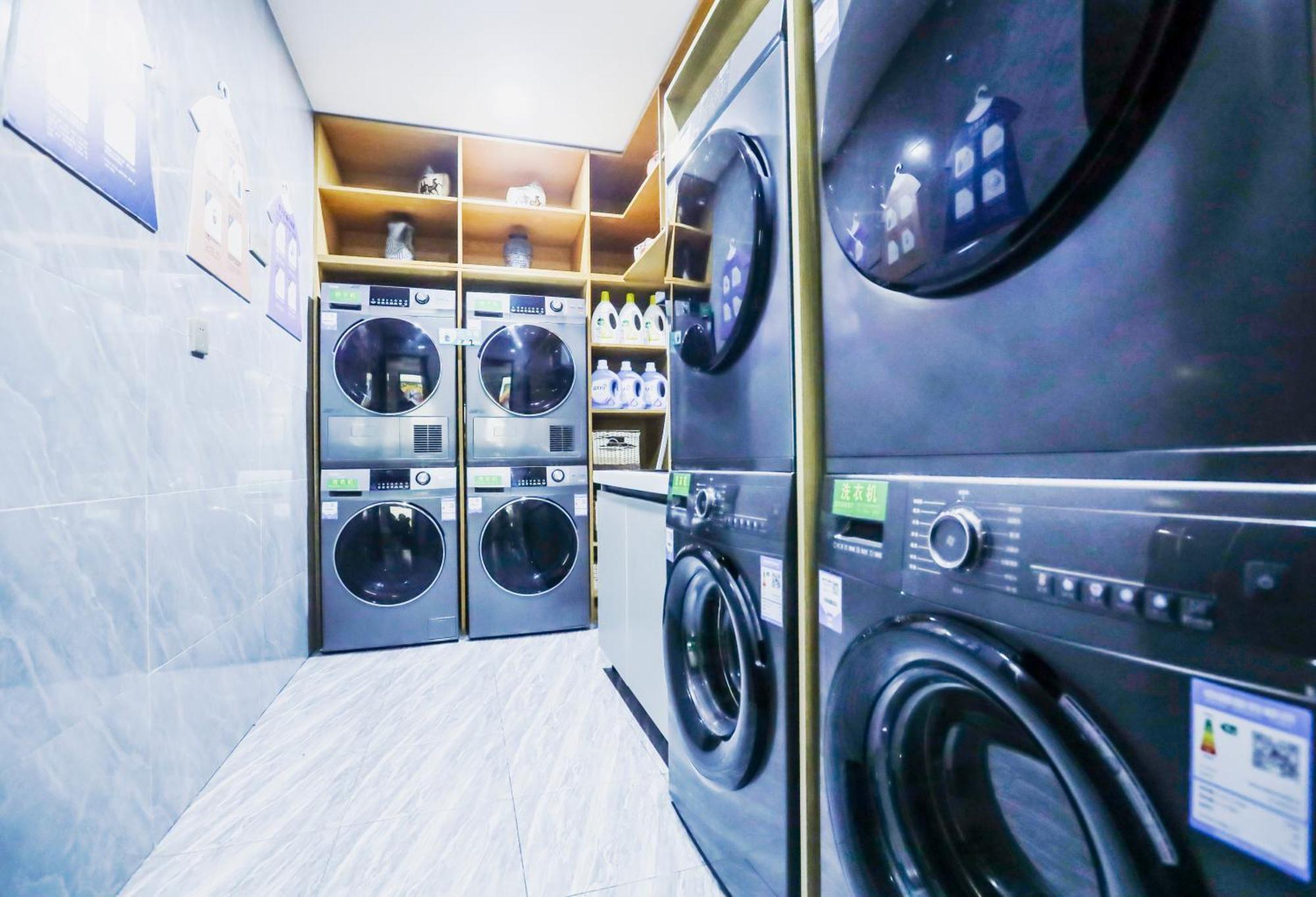 Zhong An Hotel Beijing Former Residence Of Journalist Edgar Snow -Free Laundry Service,Free Freshly Ground Coffee,Provide Tourism And Ticketing Service ,English Service ,Near Tian'Anmen Forbidden City,Wangfujing Walking Street מראה חיצוני תמונה